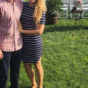 ❓Navy and White Bodycon Dress